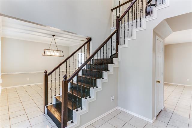 Photo - 2930 Willow Creek Dr