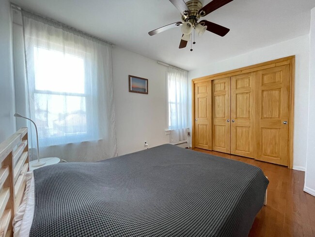 Photo - 1-74A Beach 118th St