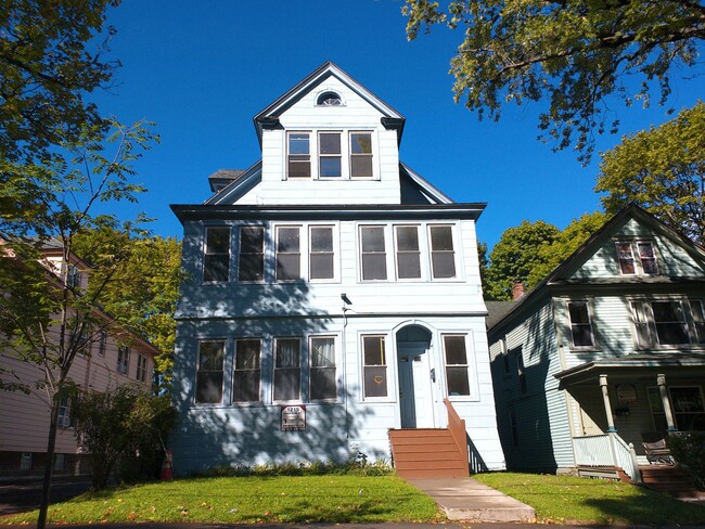 Photo - 1215 Madison St Unit Madison 1215.2