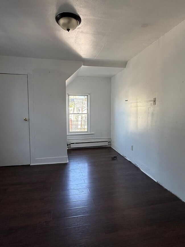 Photo - 115 Oraton St Unit 3