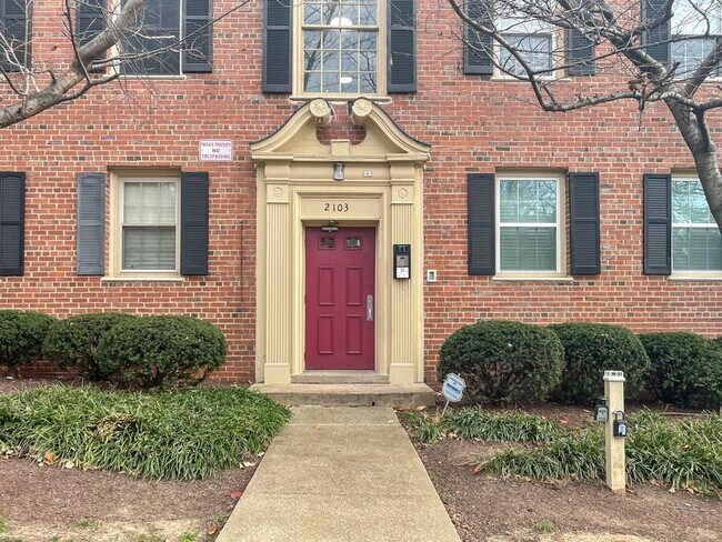 Photo - 2103 Suitland Terrace SE