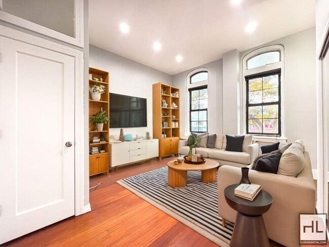 Photo - Washington Avenue #2M Unit 2M