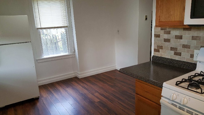 Photo - 177 Broad St Unit #A