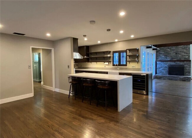 349 Norumbega Dr