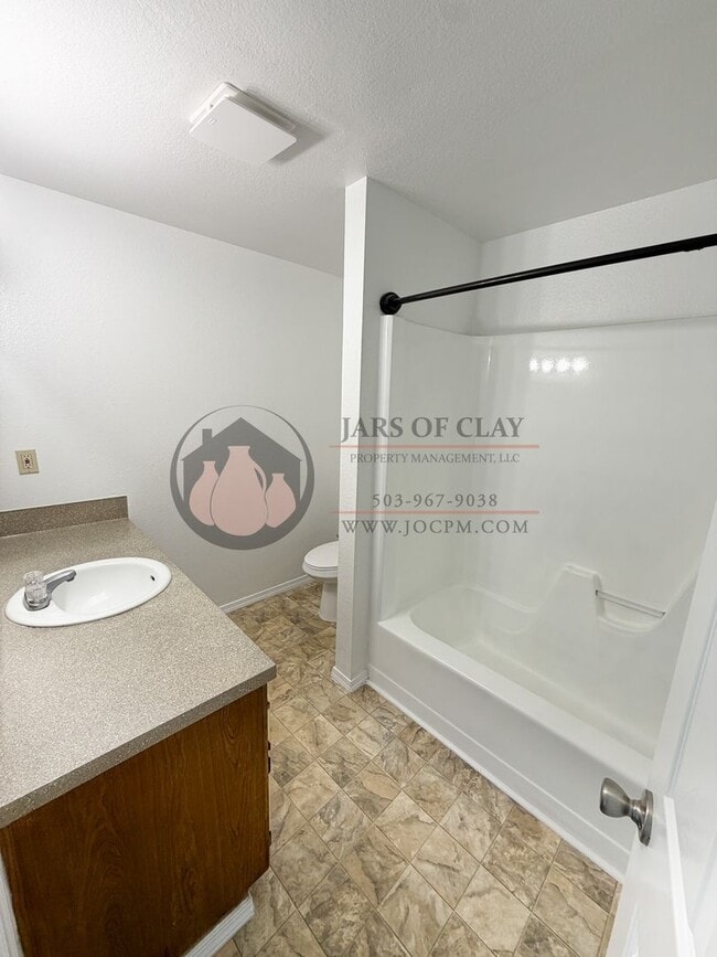 Photo - ½ OFF FIRST MONTH! | Cozy 2BR Upstairs Residence in Keizer Unit 3973