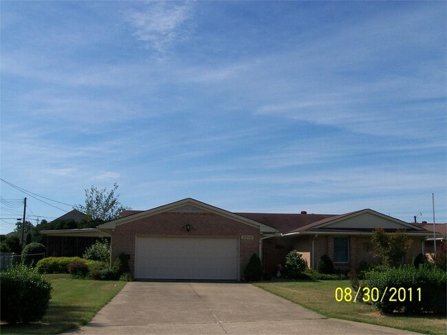 Building Photo - 2214 Bittel Rd