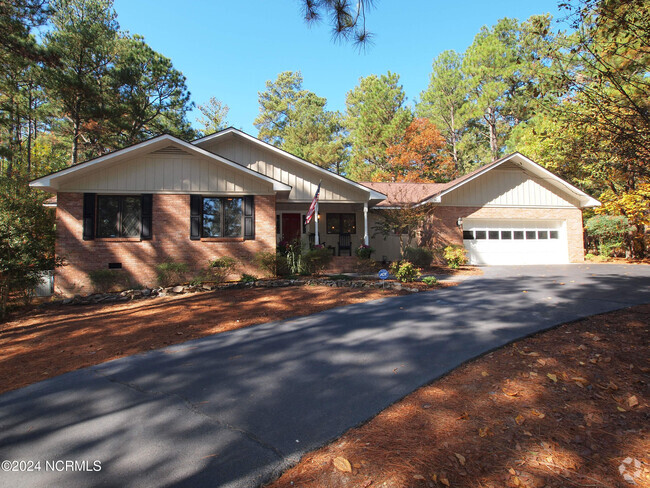 Building Photo - 25 Firestone Ln Rental