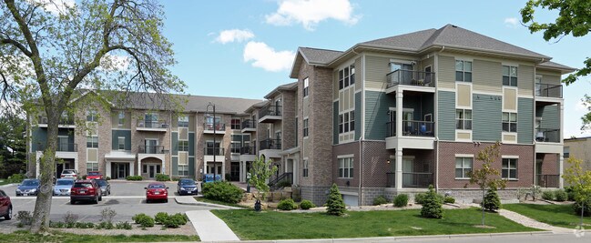 Photo - Fairway Glen Apartments