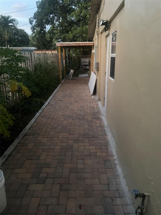 Photo - 5709 NW 23rd St