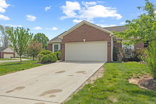 Photo - 2-Bed, 2-Bath Beautiful Home Available Now! Unidad 556 Dylan Dr