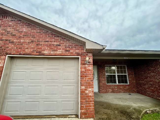 Photo - 63081 E 285 Ct Unit A