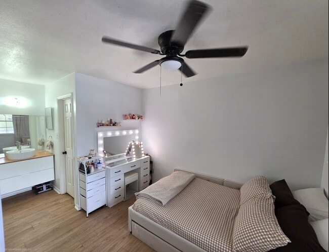 Photo - 4803 Hamilton Wolfe Rd Unit 310