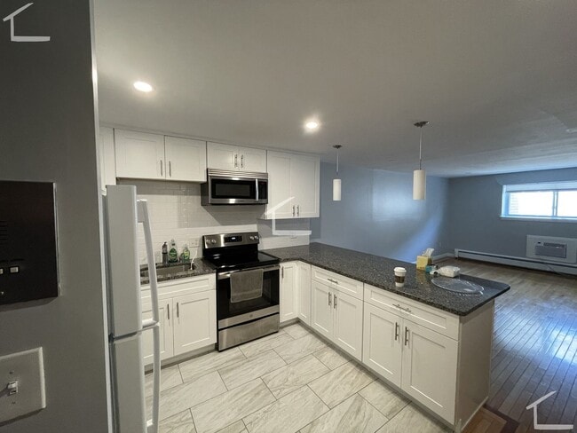 121 Tremont St