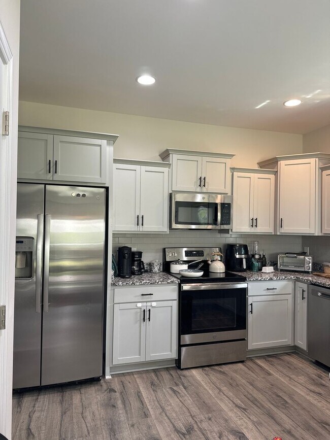 4 Bedroom Single Family Home in Rocky Point House Rental in Rocky