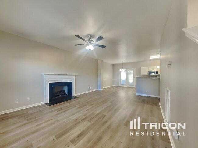 Photo - 4006 New London Ct