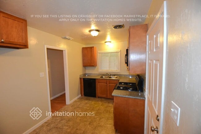 Photo - 3231 Arthur Way