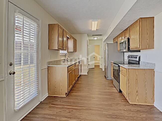 Photo - 1507 Killarney Dr