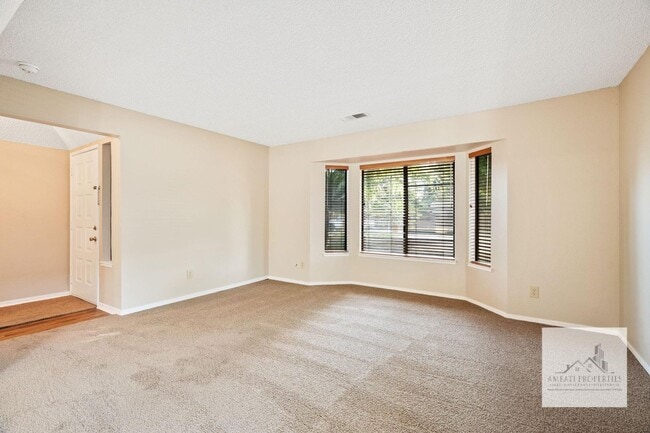 Photo - Four Bedroom Home In Clovis!