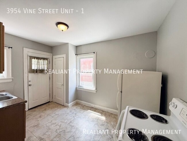 Photo - 3954 Vine St Unit 1