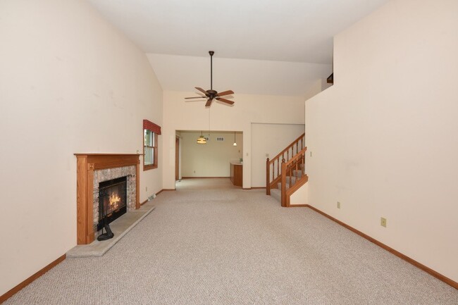 Photo - 1337 Jensen Ct