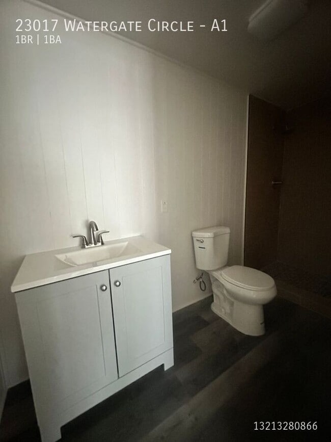 Photo - 23017 Watergate Cir Unidad A1