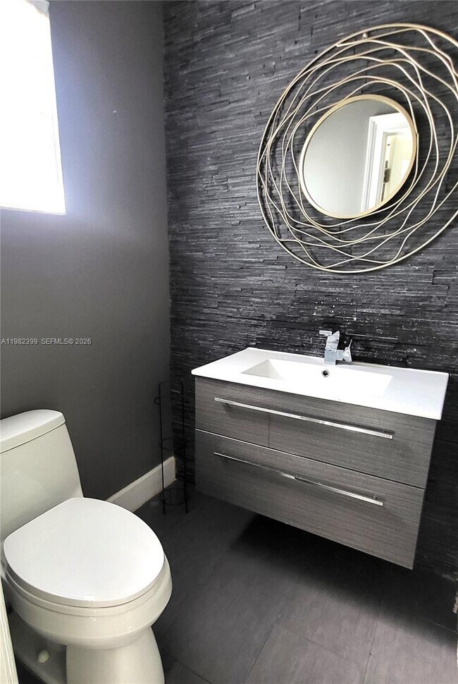 Photo - 13881 NE 2nd Ct