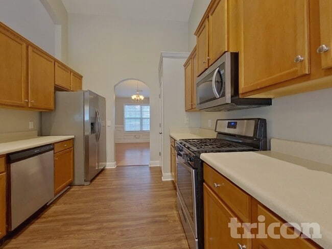 Photo - 157 Sinyard Cir