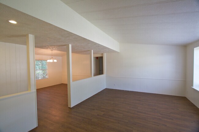 Photo - 405 A Helen St Unit 405A