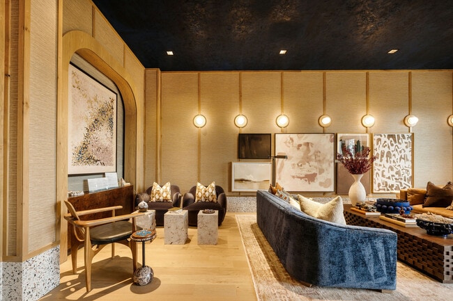 Marlowe Summerville Clubroom and Lounge