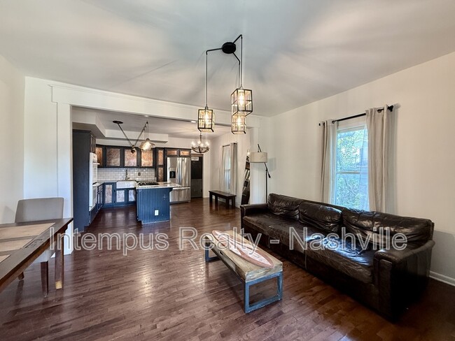 Building Photo - 1202 N 7th St Unit A