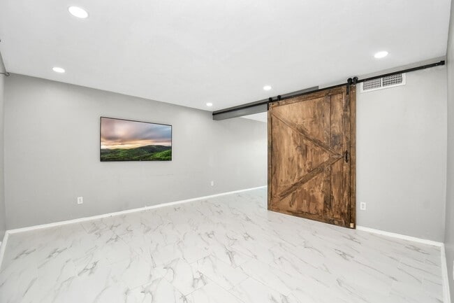 Photo - 20423 Blue Juniper Dr