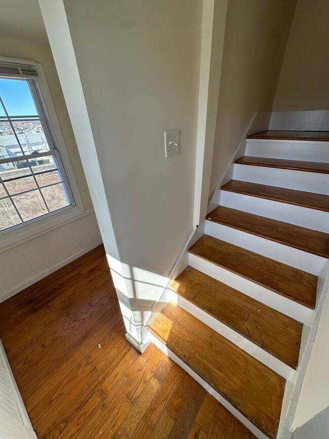 Photo - 126 James St Unit 126 3rd