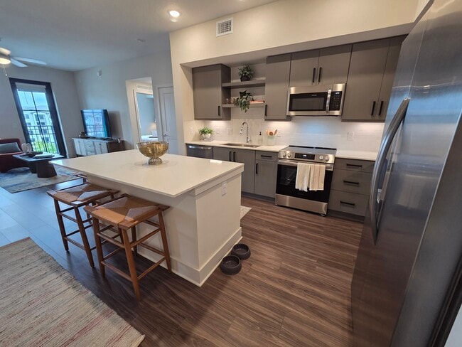 Building Photo - 9129 SW 157th Ct Unit B1