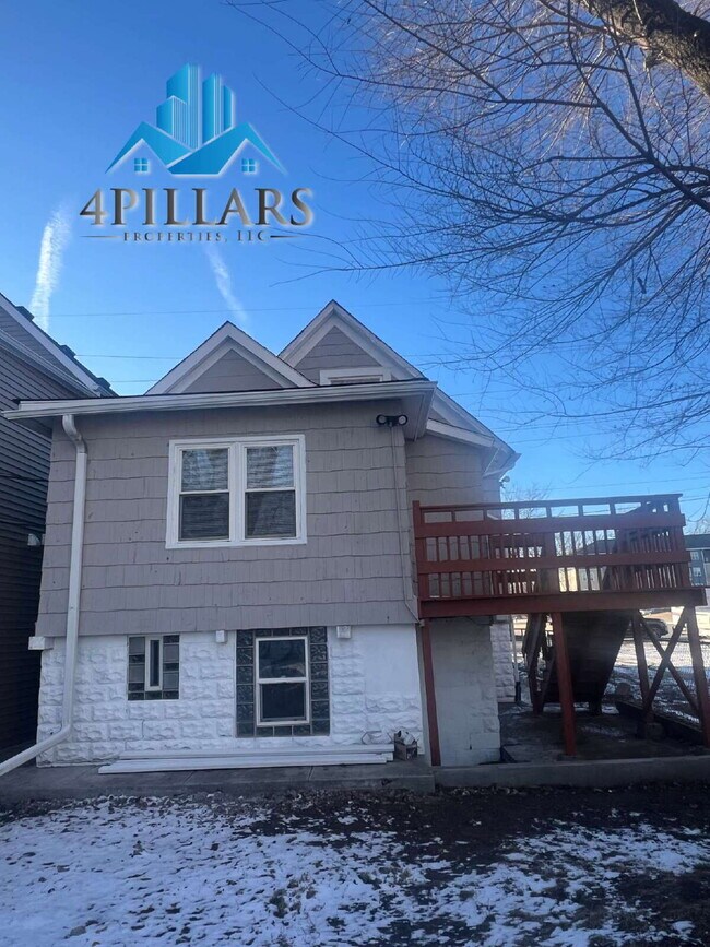 5647 Sohl Ave Unidad 2 (Upstairs)