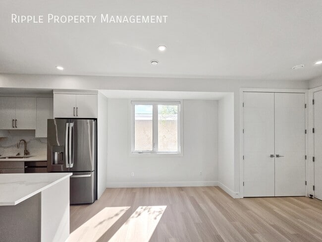Photo - BRAND NEW 3 BEDS, 2.5 BATHS TOWNHOUSE | CENTRAL AC | PRIME BOWNESS LOCATION