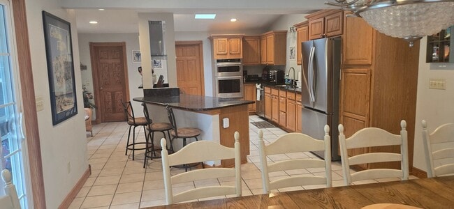 Photo - 503 Chambers St