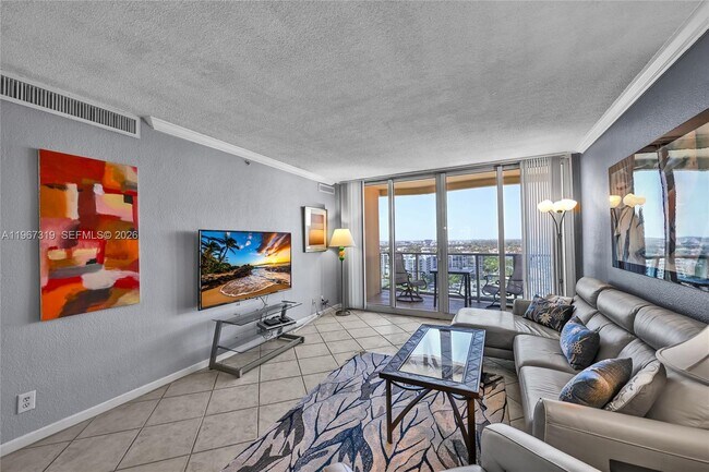 Photo - 2501 S Ocean Dr Unidad PH30