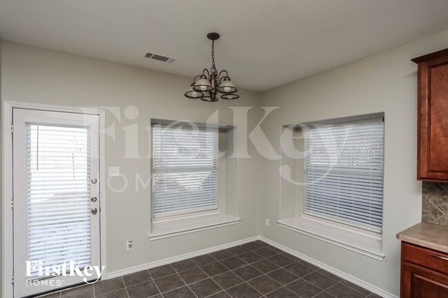 6613 Driftwood Ln