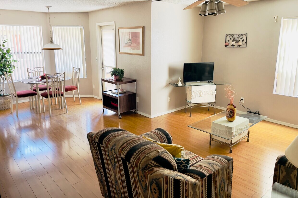 Photo - 4850 E Desert Cove Ave (Scottsdale, AZ)
