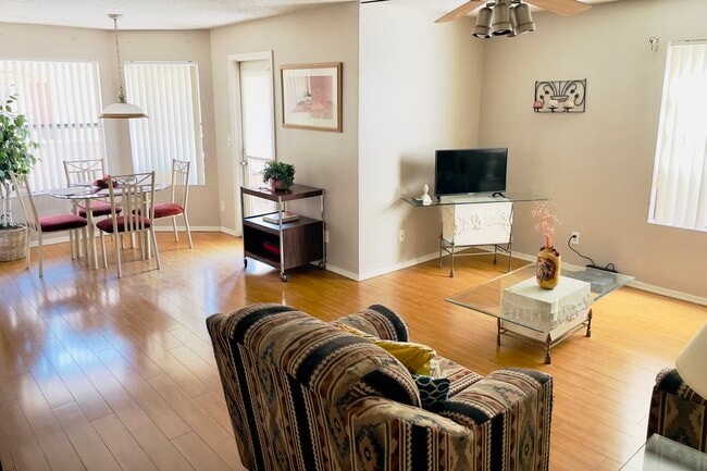 Building Photo - 4850 E Desert Cove Ave Unit 230 Rental