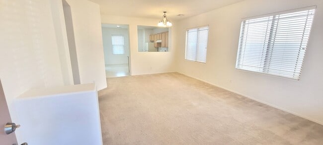 Photo - 2024 S Falcon Dr
