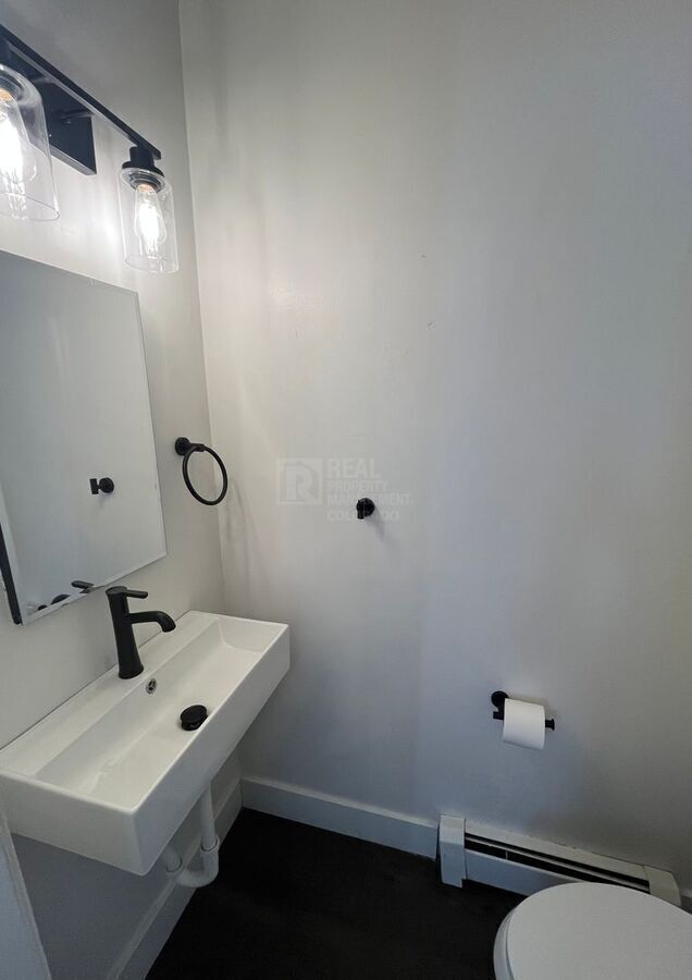 Photo - 30 Emery Way