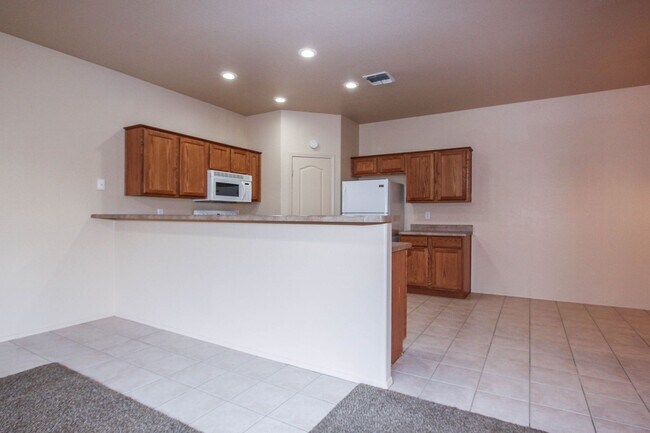Photo - 4400 N Phillip Dr Unit #B