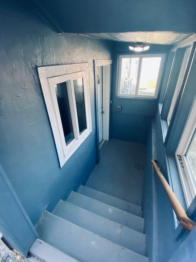 Photo - Large Corner Studio | Full Kitchen | In-Unit W/D | Pet Friendly Unit C