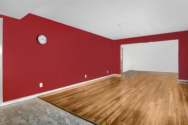 Photo - 4015 Mischire Dr