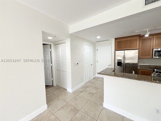 Photo - 55 Merrick Wy Unit 713