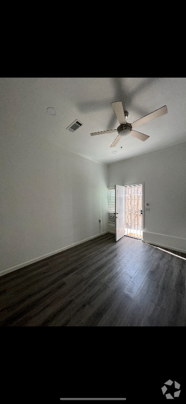 Building Photo - 7071 Knox Ave Rental