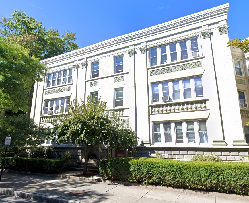 Photo - 324 Saint Paul St Unit 2