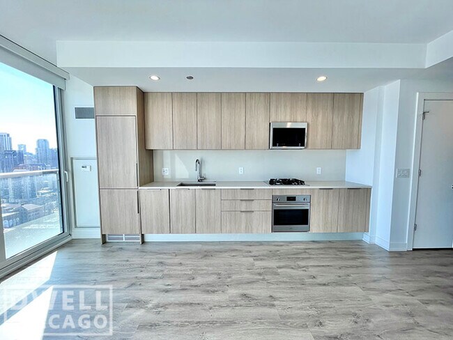 Diseño feliz - 1111 N Wells St