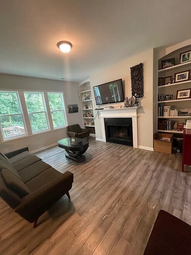 Photo - Room in House on E Webber Ln